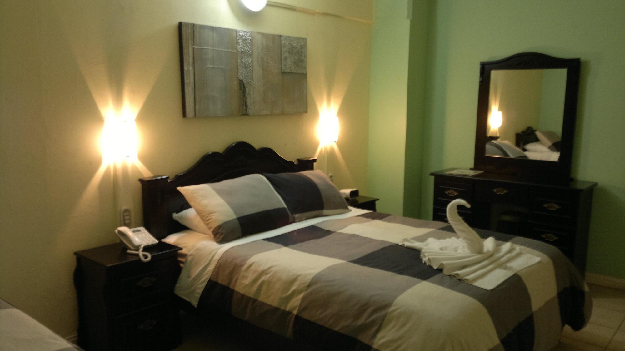 Hotel Eskalima Alajuela Extérieur photo