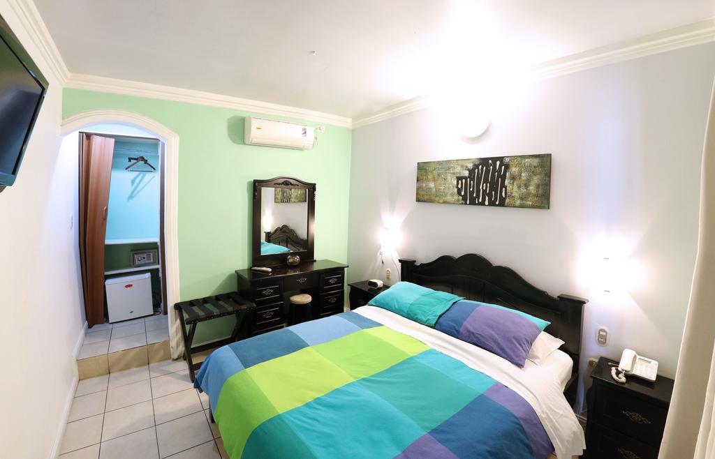 Hotel Eskalima Alajuela Extérieur photo