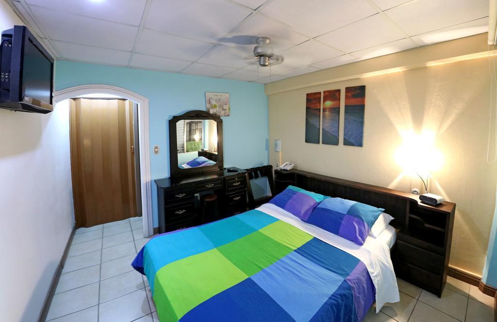 Hotel Eskalima Alajuela Extérieur photo