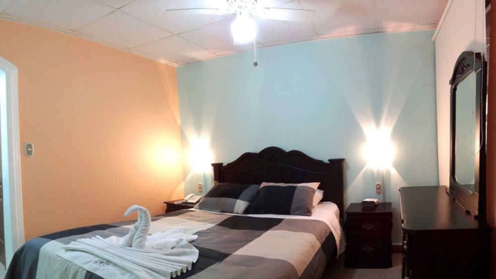 Hotel Eskalima Alajuela Extérieur photo